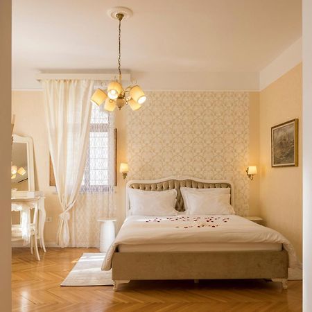 Benecanka Casa Veneziana ไพราน ภายนอก รูปภาพ