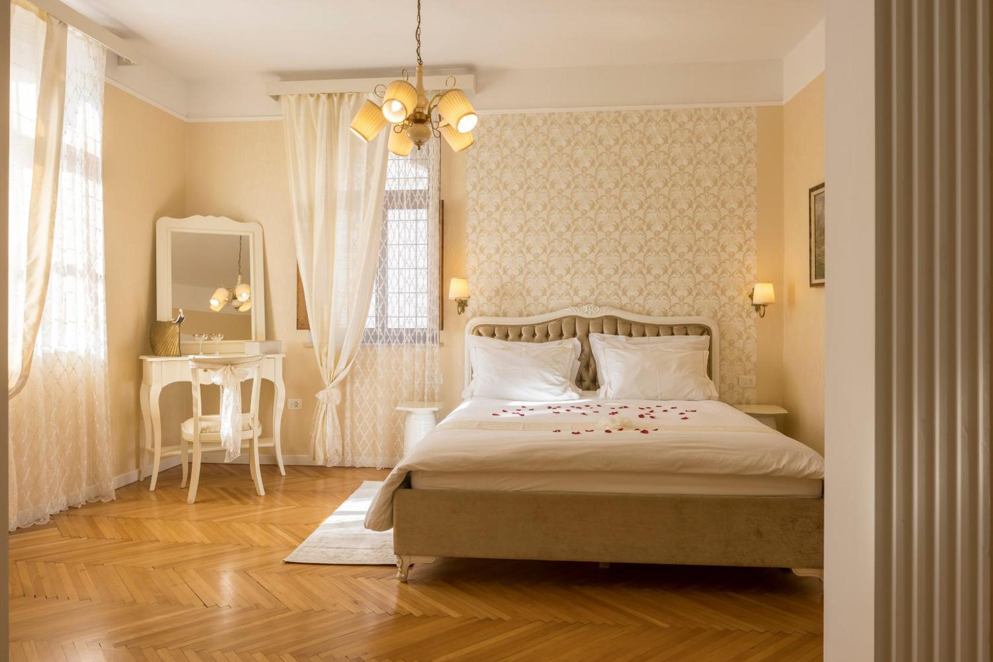 Benecanka Casa Veneziana ไพราน ภายนอก รูปภาพ