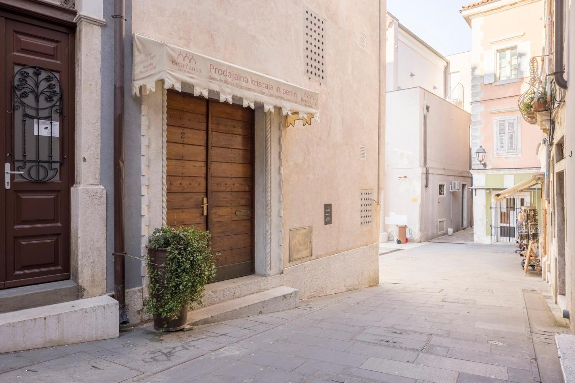 Benecanka Casa Veneziana ไพราน ภายนอก รูปภาพ